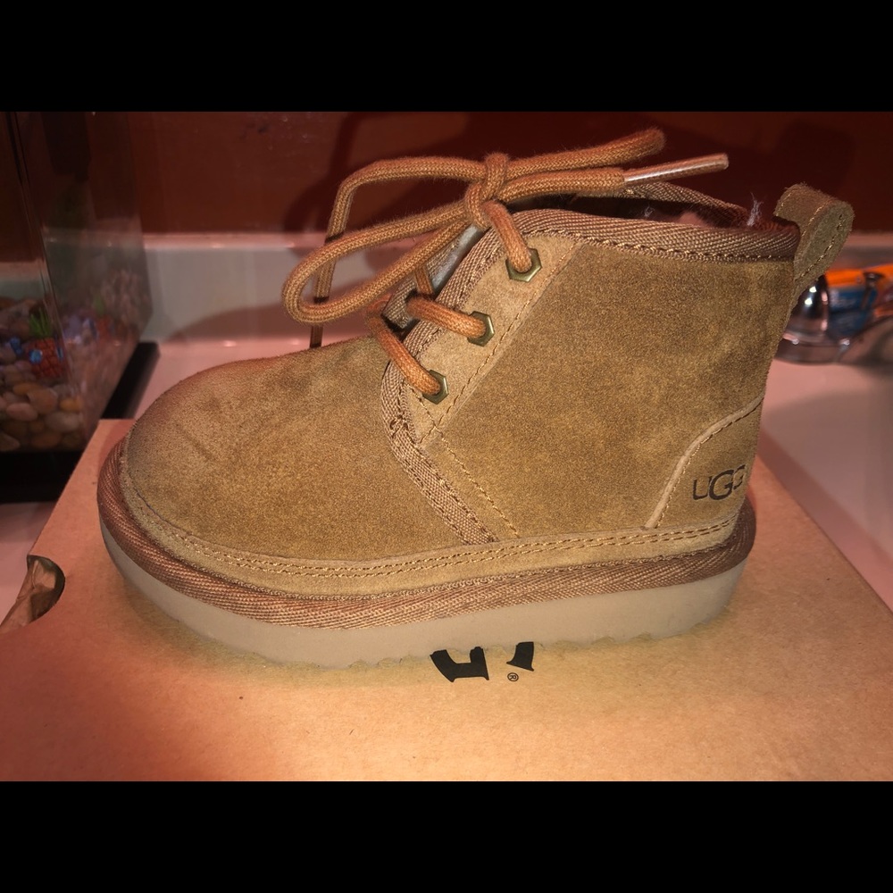 Toddler brown uggs